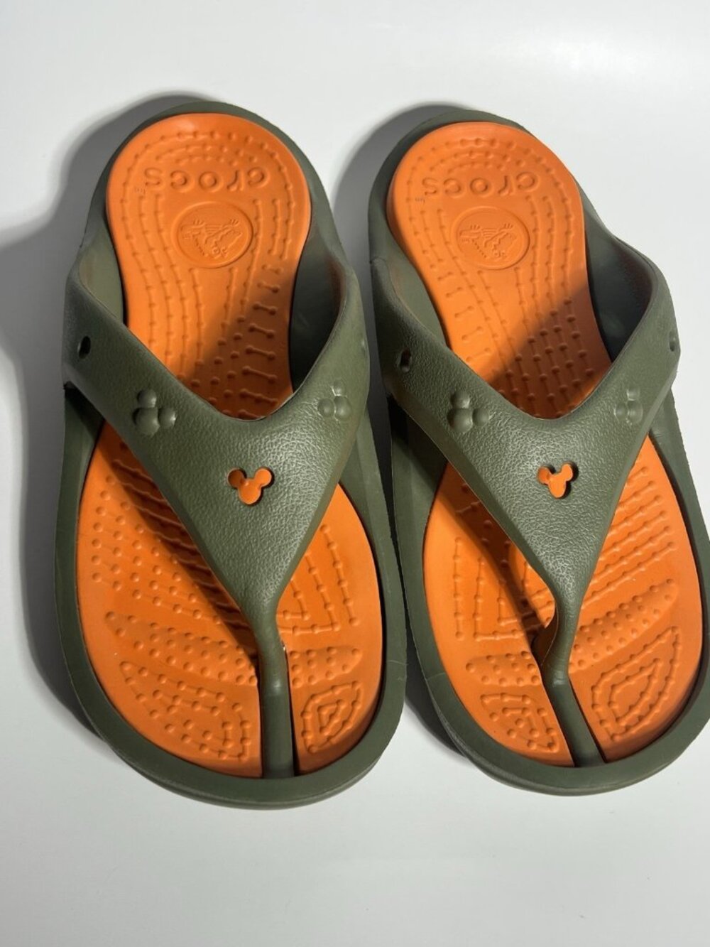 Crocs x Disney Mickey Athens Flip Flops Olive Orange W7 M5